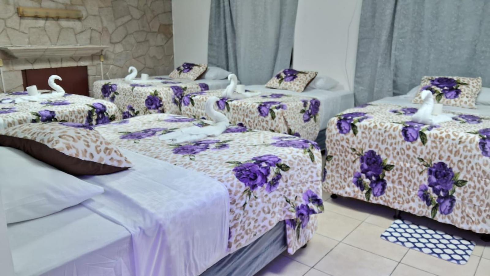 Hotel Kamelot Parque Central Quetzaltenango Luaran gambar